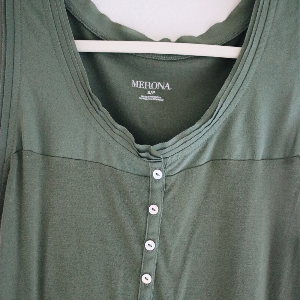 Button Up Tank - Picture 3 of 3